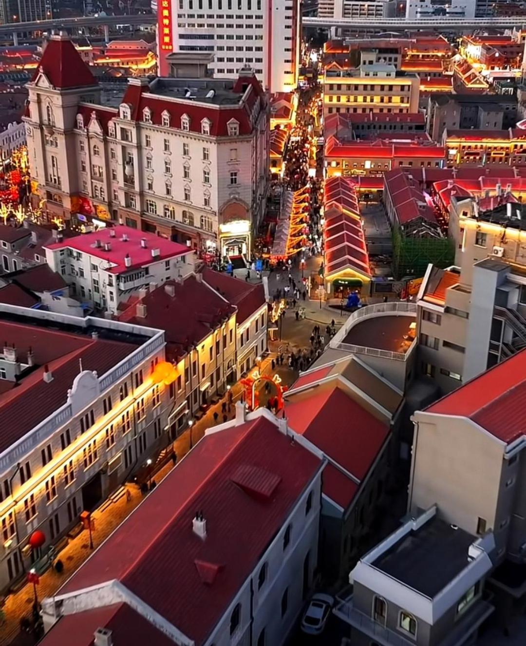 Qingdao Hua Qi Kaiserdom Hotel Exterior foto