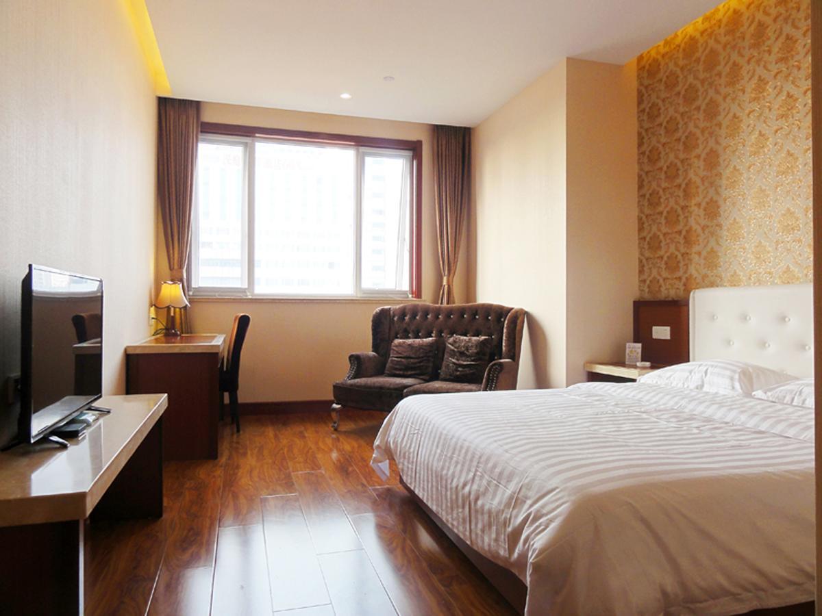 Qingdao Hua Qi Kaiserdom Hotel Exterior foto