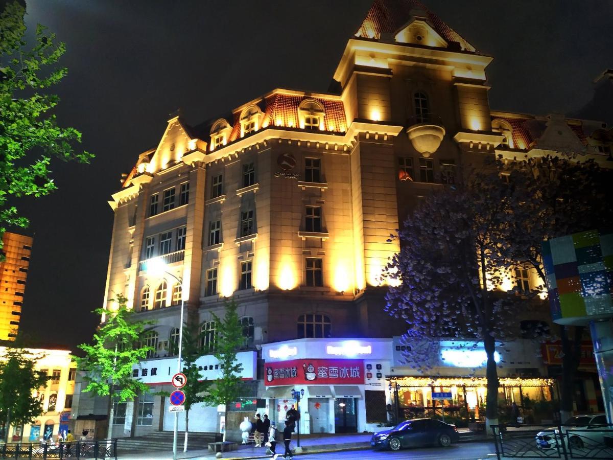 Qingdao Hua Qi Kaiserdom Hotel Exterior foto
